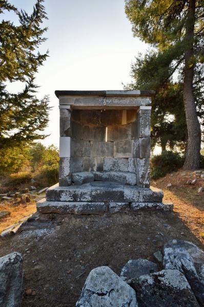 Αρχαίο θέατρο Ικαρίας 545