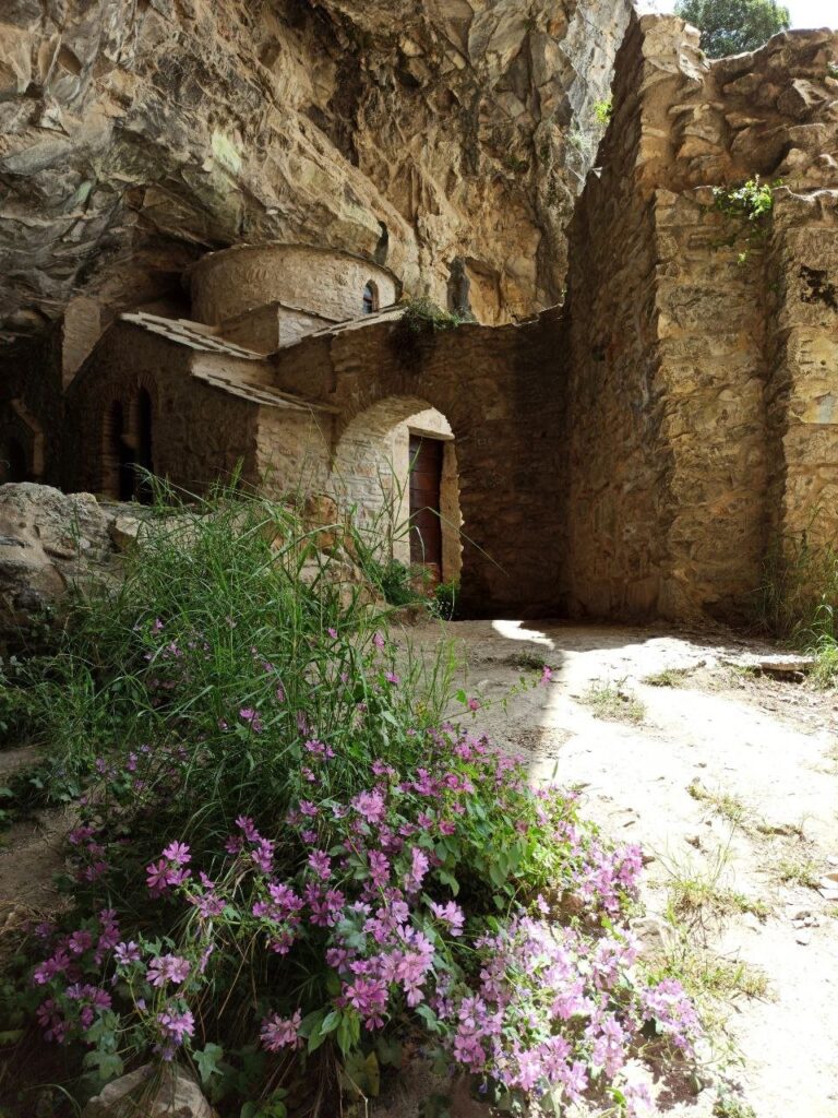 Σπήλαιο Πεντέλης 9 768x1024